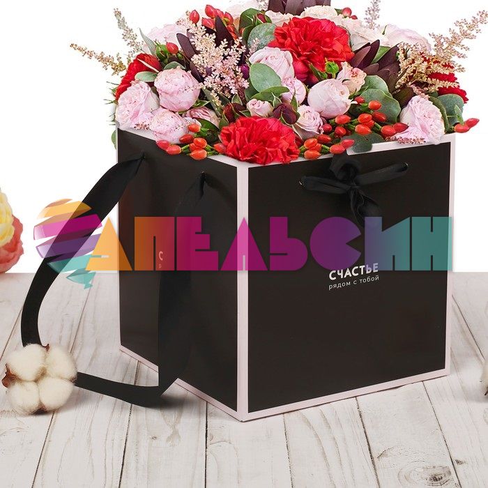 Коробка Счастье рядом с тобой 24х38см для цветов 2955331