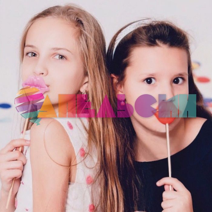 Фотобутафория Губы 2шт/уп пластик 6053147