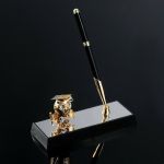 Ручка Сова 16×6×19см с кристаллами Сваровски на подставке MU-4827-17