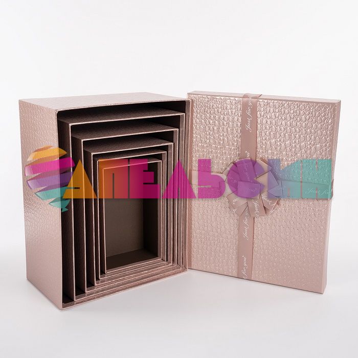 Коробка Эффектный подарок нежно-розовый металлик кожа 22х29х13см 503918-2