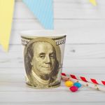 Стакан 100 Долларов Для хорошего настроения 225мл картон 6шт/уп 1030622