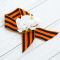 Брошь Георгиевская лента Белые гвоздики 2735826